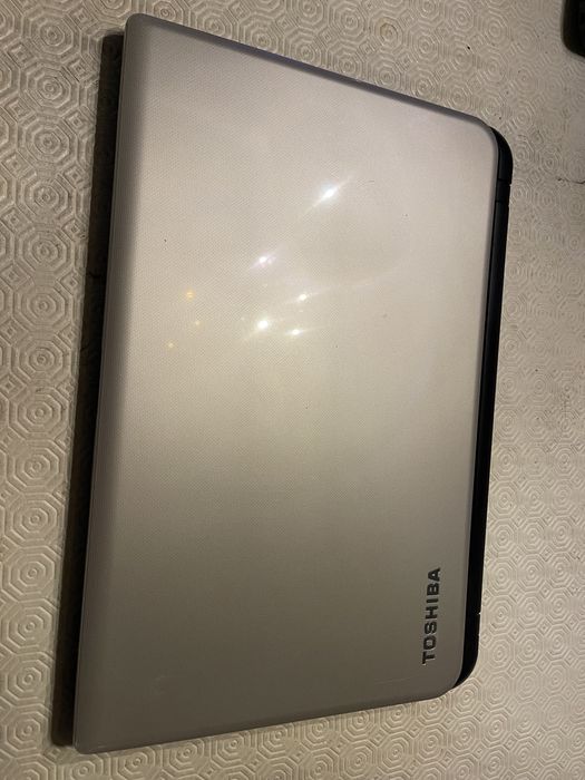 Portatil Toshiba Satellite L50-B-2G4