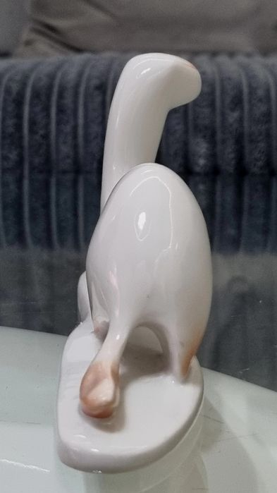 Sygnowana figurka Łasiczka M. Naruszewicz, Ćmielów, 1956 r.