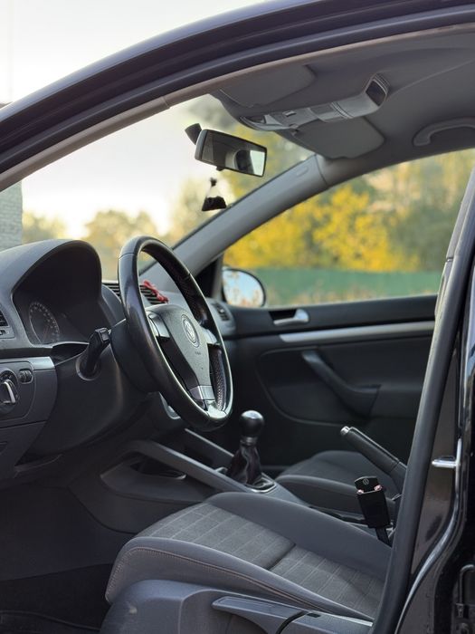 Volkswagen Golf V 2006 1.4 mpi