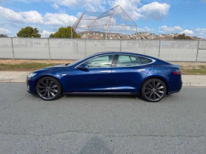 2016 Tesla Model S 70
