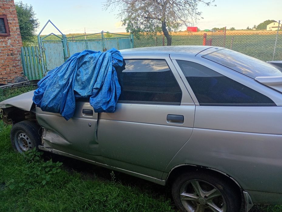Продам авто ВАЗ 2112 після ДТП