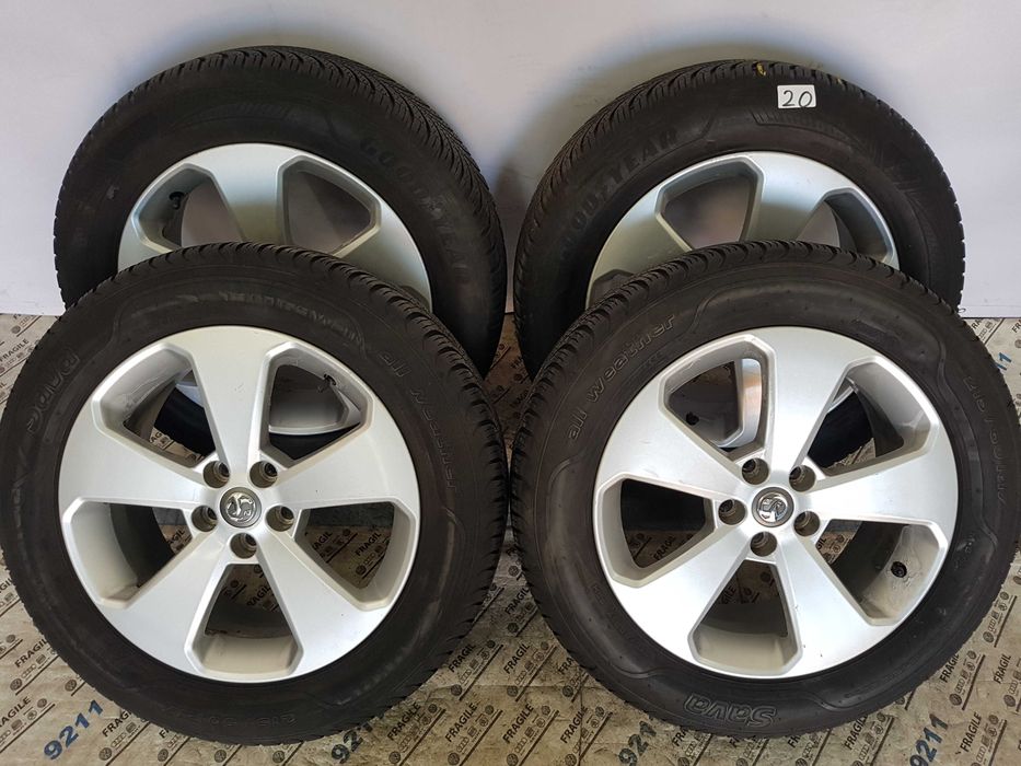 Koła Całoroczne OE Mokka Trax 5x105  215/60R17 Tpms