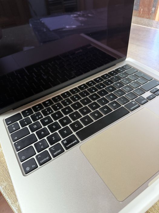 MacBook Air M4 13” 16GB/256GB + Garantia Extra + Fatura