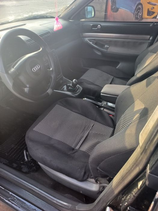 Продам ауді а4 газ /бензин