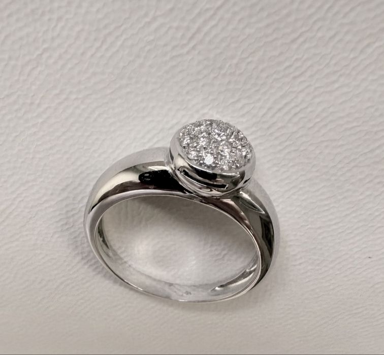 Anel chuveiro com 2,5cm diametro, ouro branco 19,2k