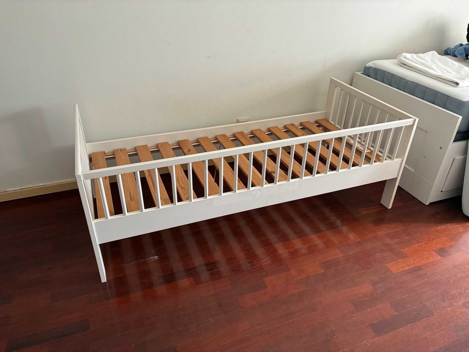 Cama Criança Ikea com colchão
