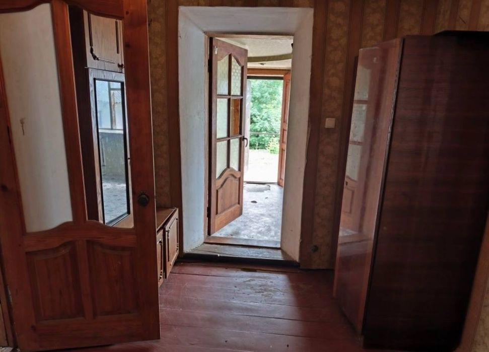 Продаж будинку село Озерна