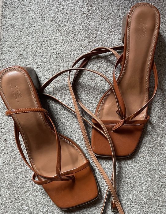 ASOS Design Sandałki rozm. EU 43 UK 9 na stopy ~28 cm