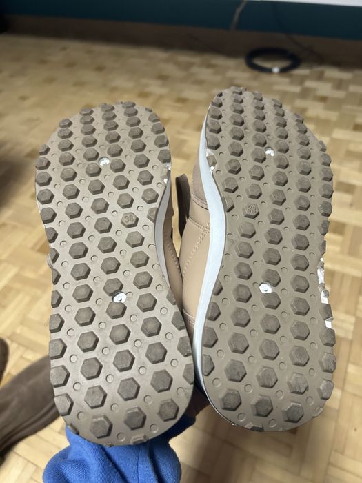 Damskie sportowe buty