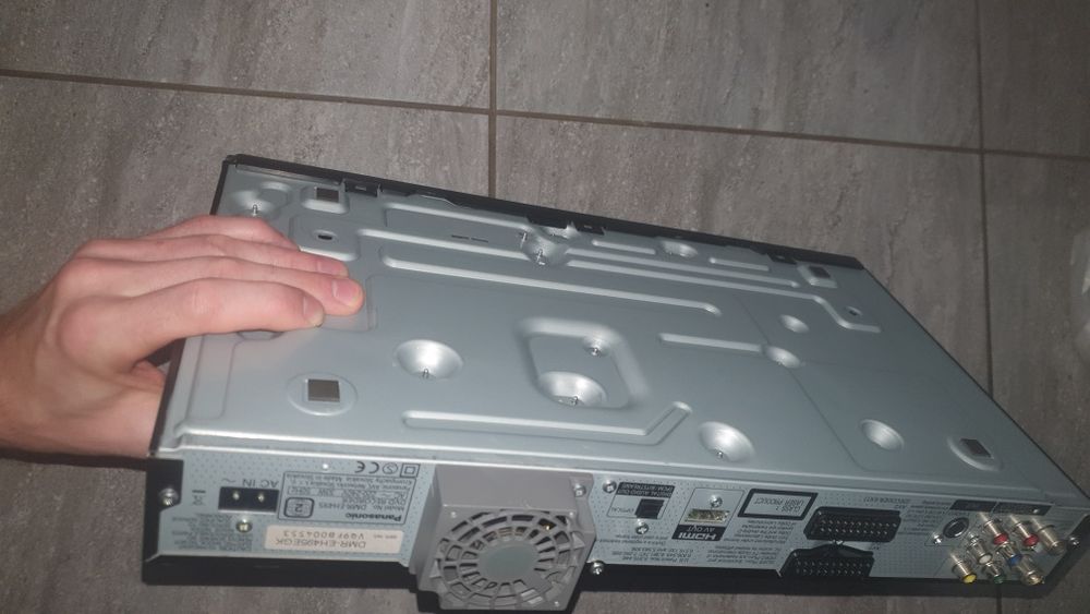 Nagrywarka HDD&DVD Panasonic DMR-EH495 USB Hdmi Divx DV IN Optical