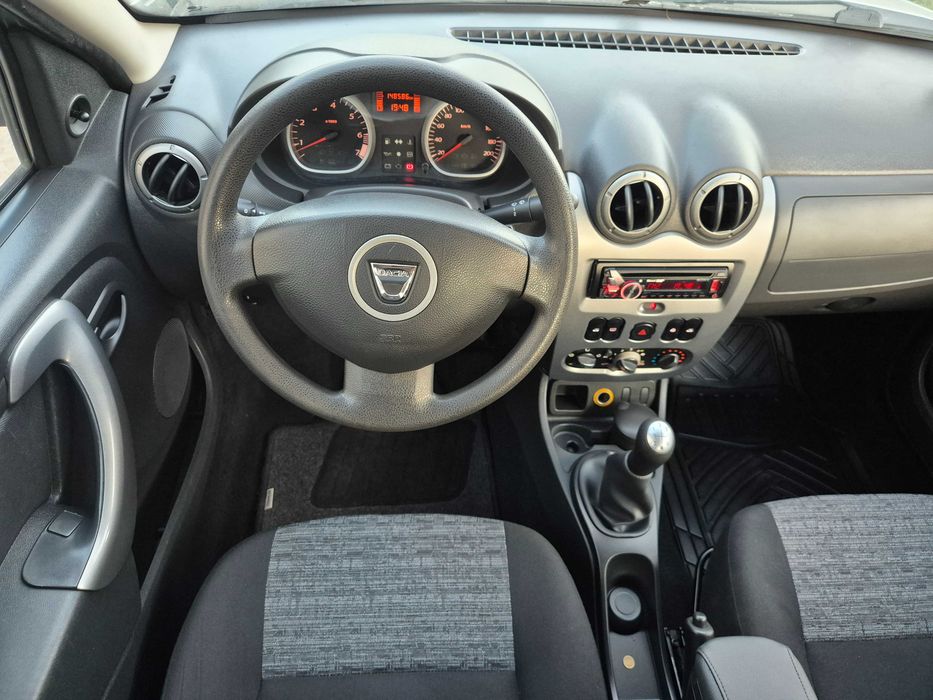 Dacia Duster • 1.6 benzyna • 148.000 km • KLIMATYZACJA • HAK • z Niemiec