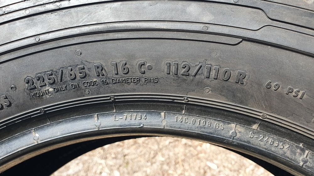 225/65 R16C   2шт Continental (Континенталь) Авторезина, шини.