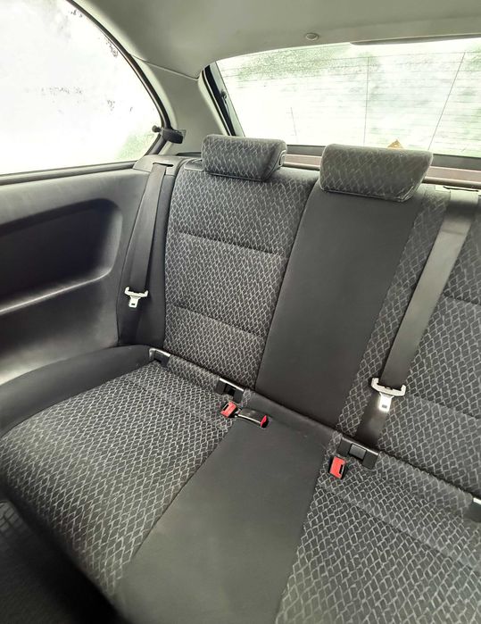 fotele BMW e46 compact EU - komplet przód + kanapa tył + 4 boczki