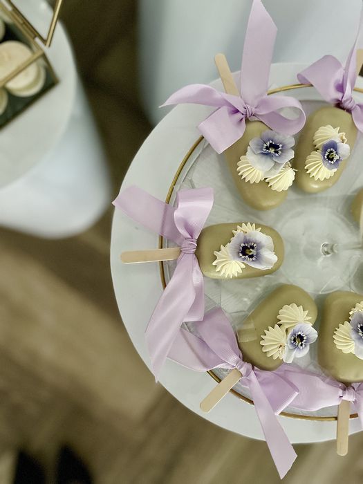 Torty artystyczne, komunijne, słodki stół, tort weselny