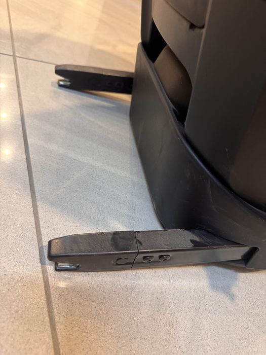 Fotelik samochodowy Recaro Optiafix Carbon Black 9-18kg
