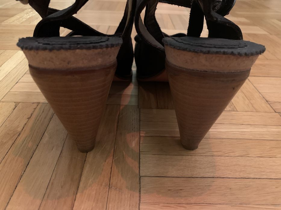 Neosens buty na obcasie, rozmiar 40