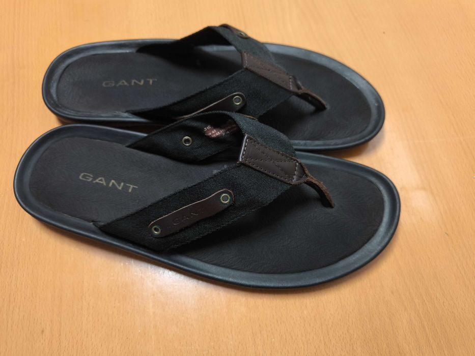 Vendo Chinelos da marca GANT como Novos