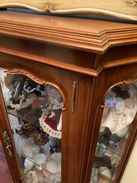 Móvel Vitrine madeira