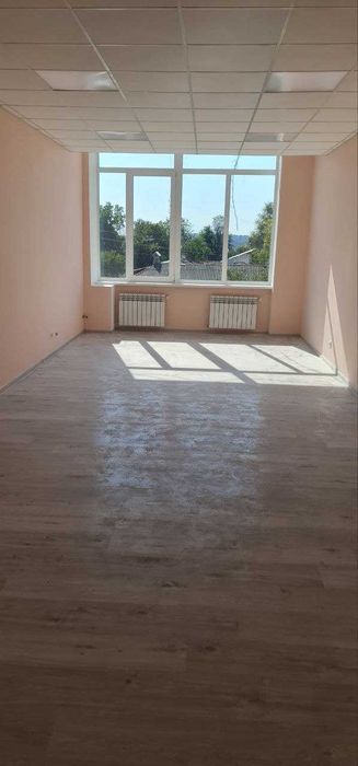 Оренда приміщень 18, 29 та 49   кв .м в.