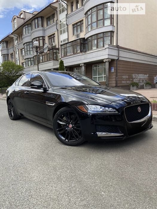 Jaguar XF 3.0 бензин