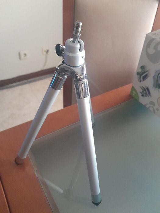 Tripé Metálica bom estado