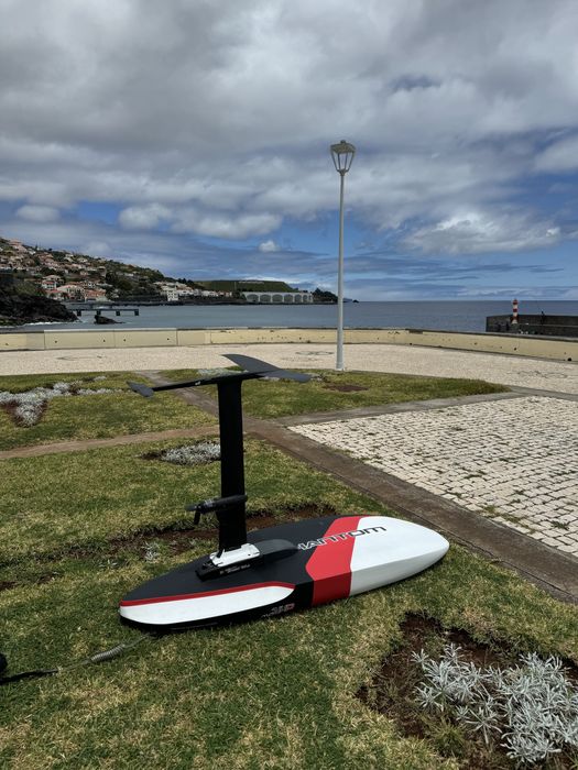 Prancha Phantom mid lenght FoilDrive Parawing Downwind