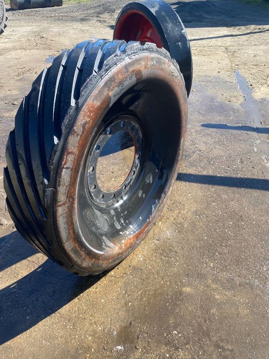 Claas Lexion terra trak koło napędu gąsienicy