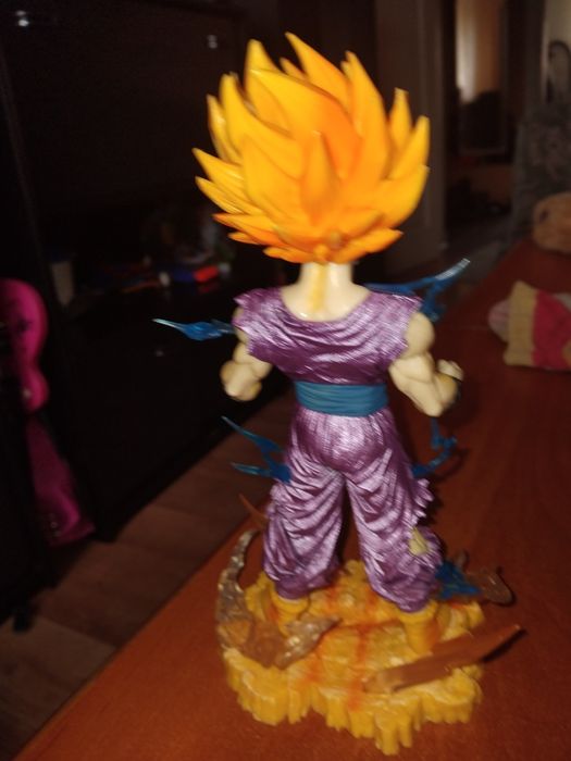 Sprzedam figurkę dragon ball gochan