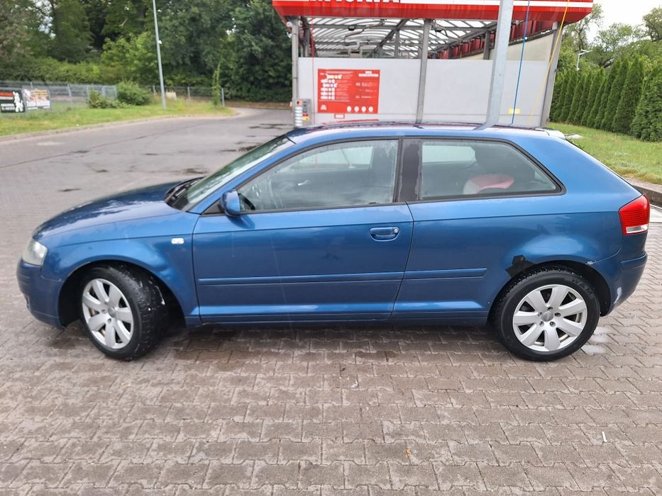 AUDI A3 1.6 Benzyna