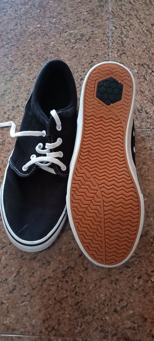 Sapatilhas pretas