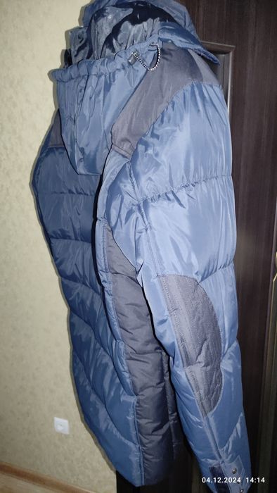 Куртка чоловіча в чудовому стані