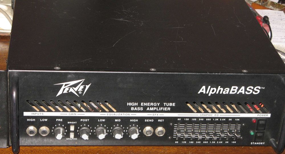 Усилитель  ламповый бас гитарный Peavey AlphaBASS