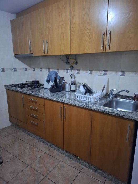 ARRENDA-SE QUARTO com wc privado Coimbra