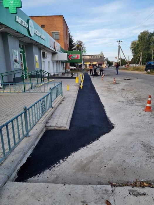 Оренда приміщення в центрі Диканьки, аптека під ключ