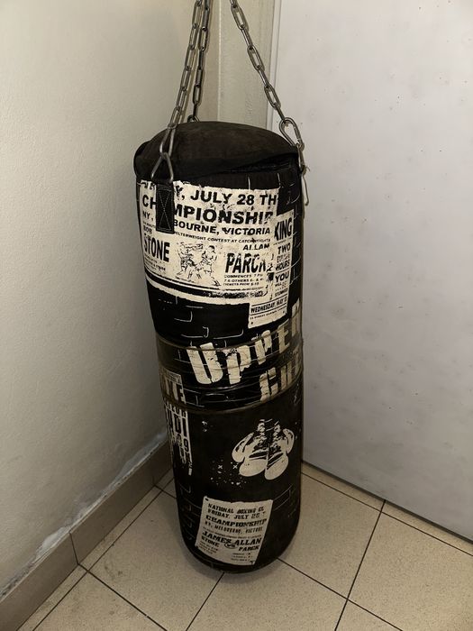 Vendo saco de boxe em bom estado