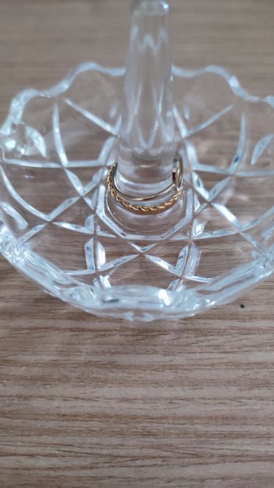 Porta-anéis de cristal