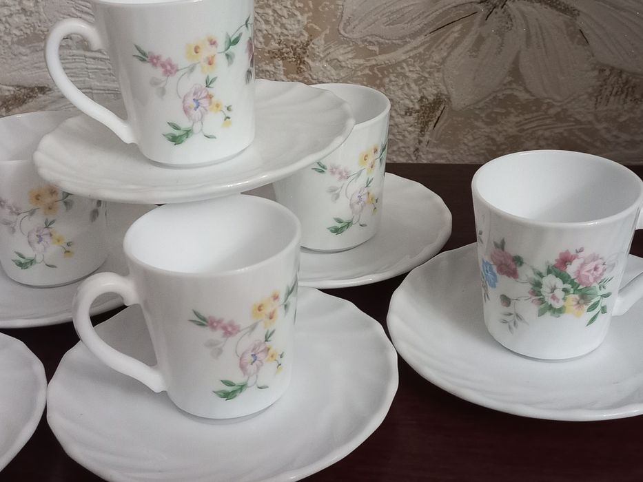 Arcopal элегантный кофейный сервиз, Франция винтаж