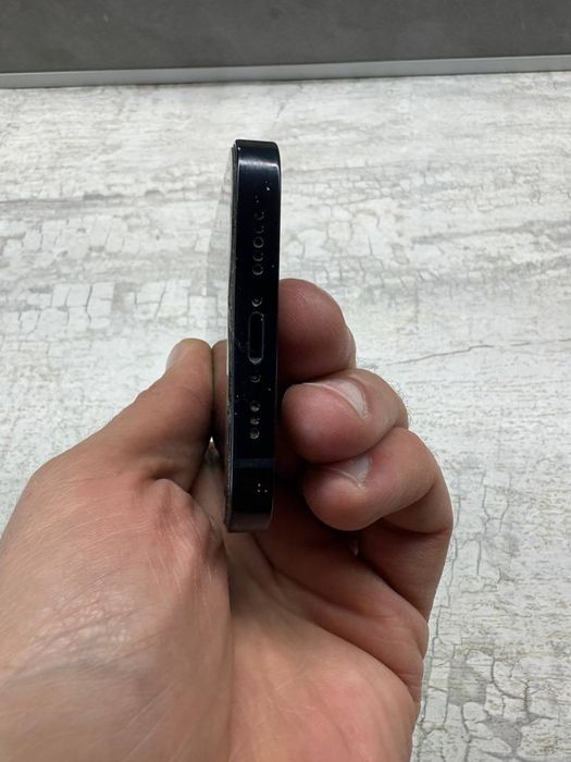 Продам iphone 13 neverlock 128 gb