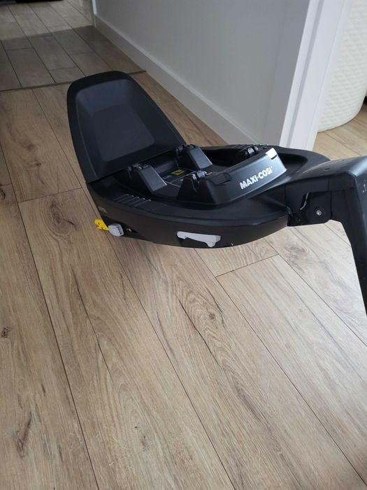 Maxi-Cosi baza isofix + fotelik do 18kg