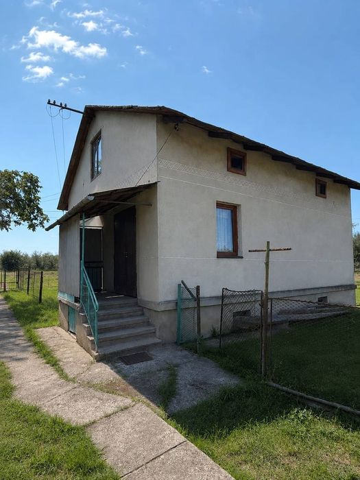 Продаж цегляного будинку у Дрогобичі