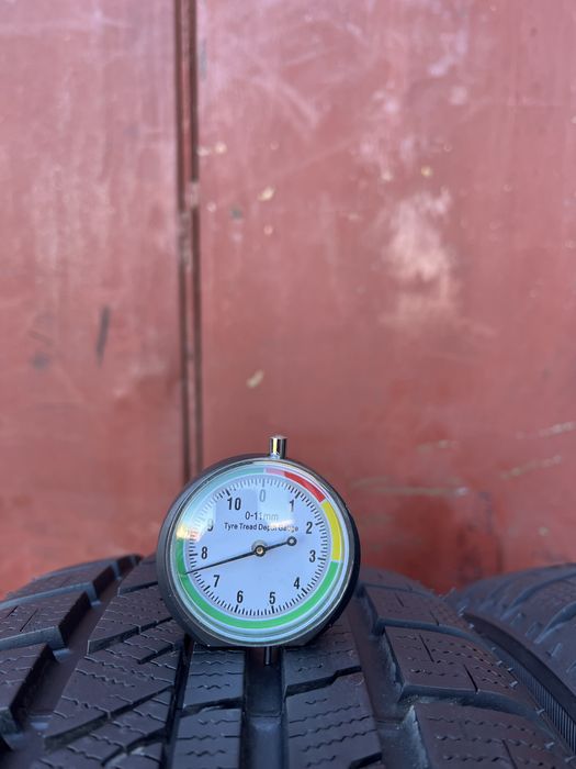 185/55/15 R15 Brigestone Blizzak LM-30 зима 2 шт