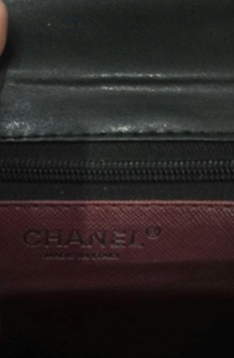 Сумочка від CHANEL