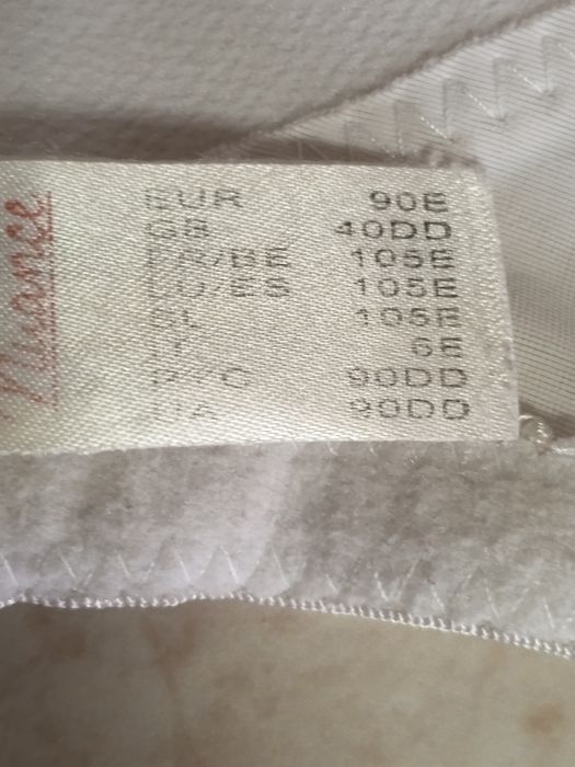 Stanik biustonosz 90 E miękki Nuance