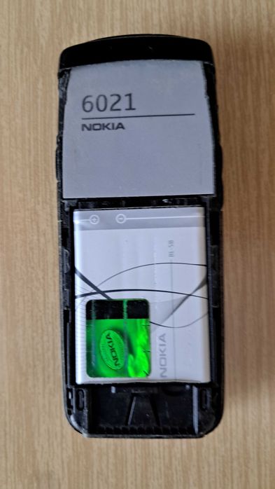 Telefon Nokia 6021