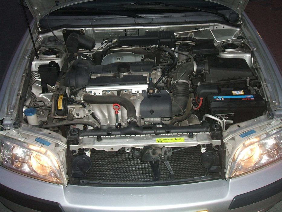 Viatura Volvo S40 1.8, 2001, 104 mil kms
