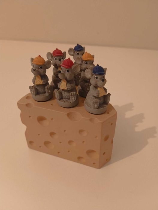 Para Festa / Convívio * Base com 6 garfinhos (ratinhos) para queijo