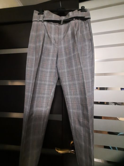 Костюм жіночий брючний