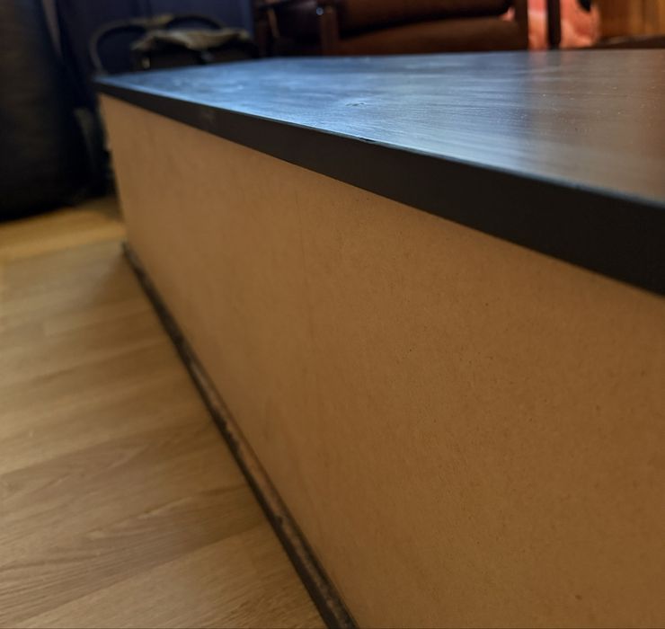 Półka ścienna Hemnes