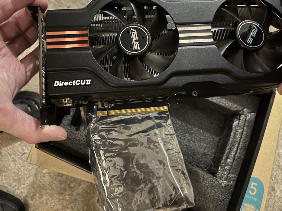 Asus GeForce GTX570 DirectCU II 1280MB GDDR5 320bit HDMI DP DVI-I