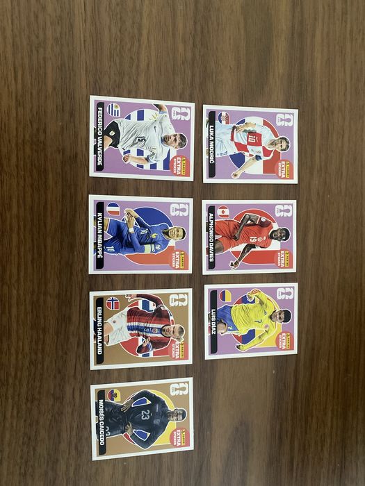 Vendo Extra stickers Mundial 2026!!!
